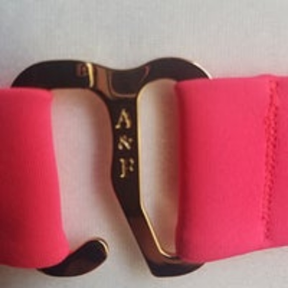 NEW Swimsuit Top Abercrombie & Fitch 34D - Picture 6 of 7